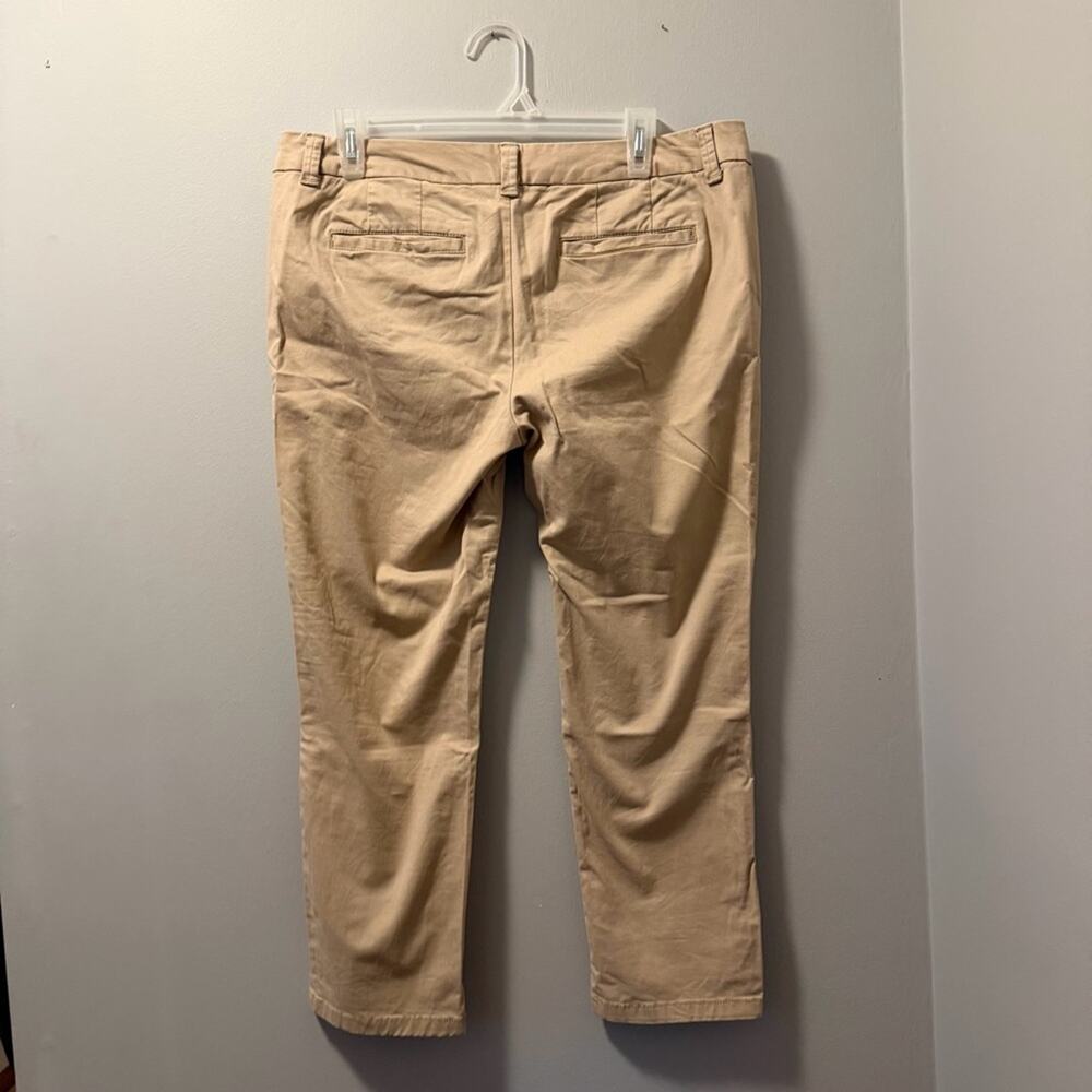 JCPenney khaki Capri pants slacks - Picture 7 of 7